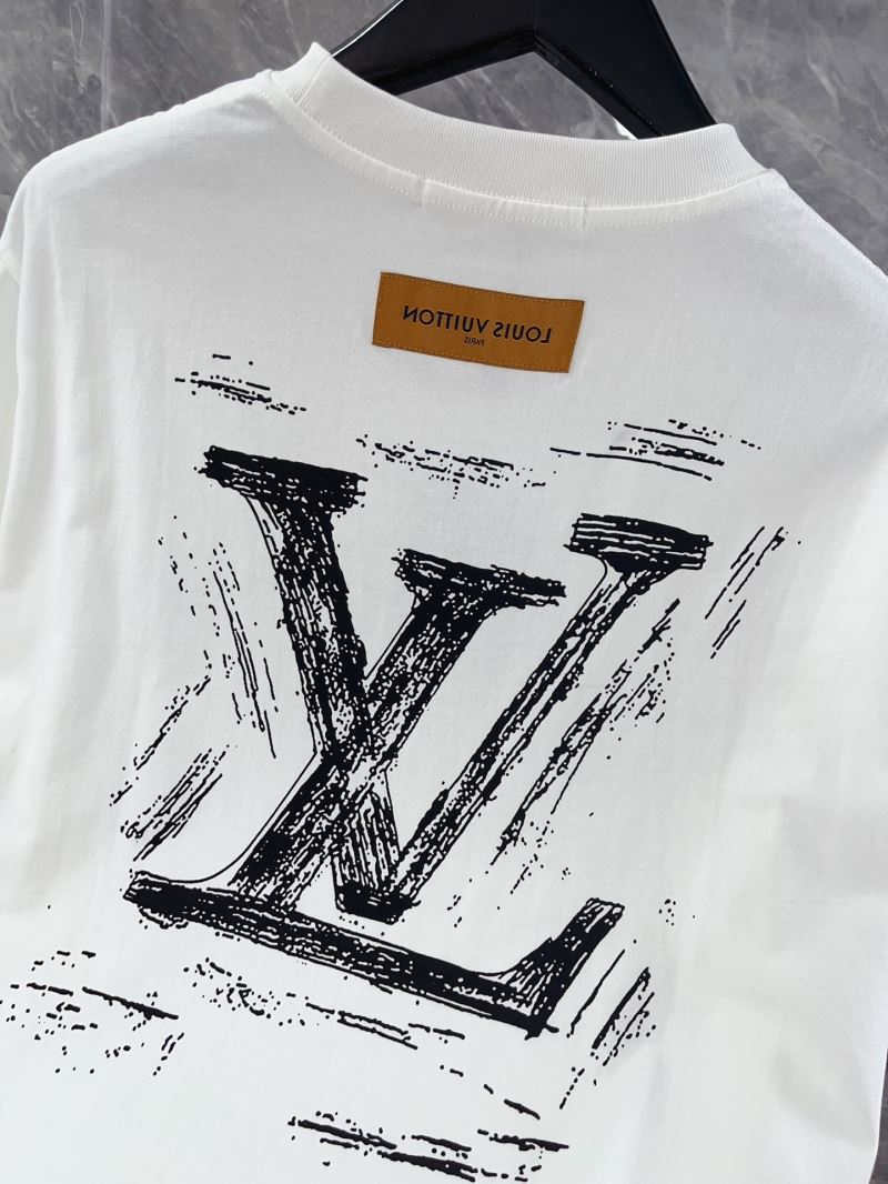 Unclassified Brand T-Shirts